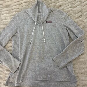 Women’s vineyard vines pullover